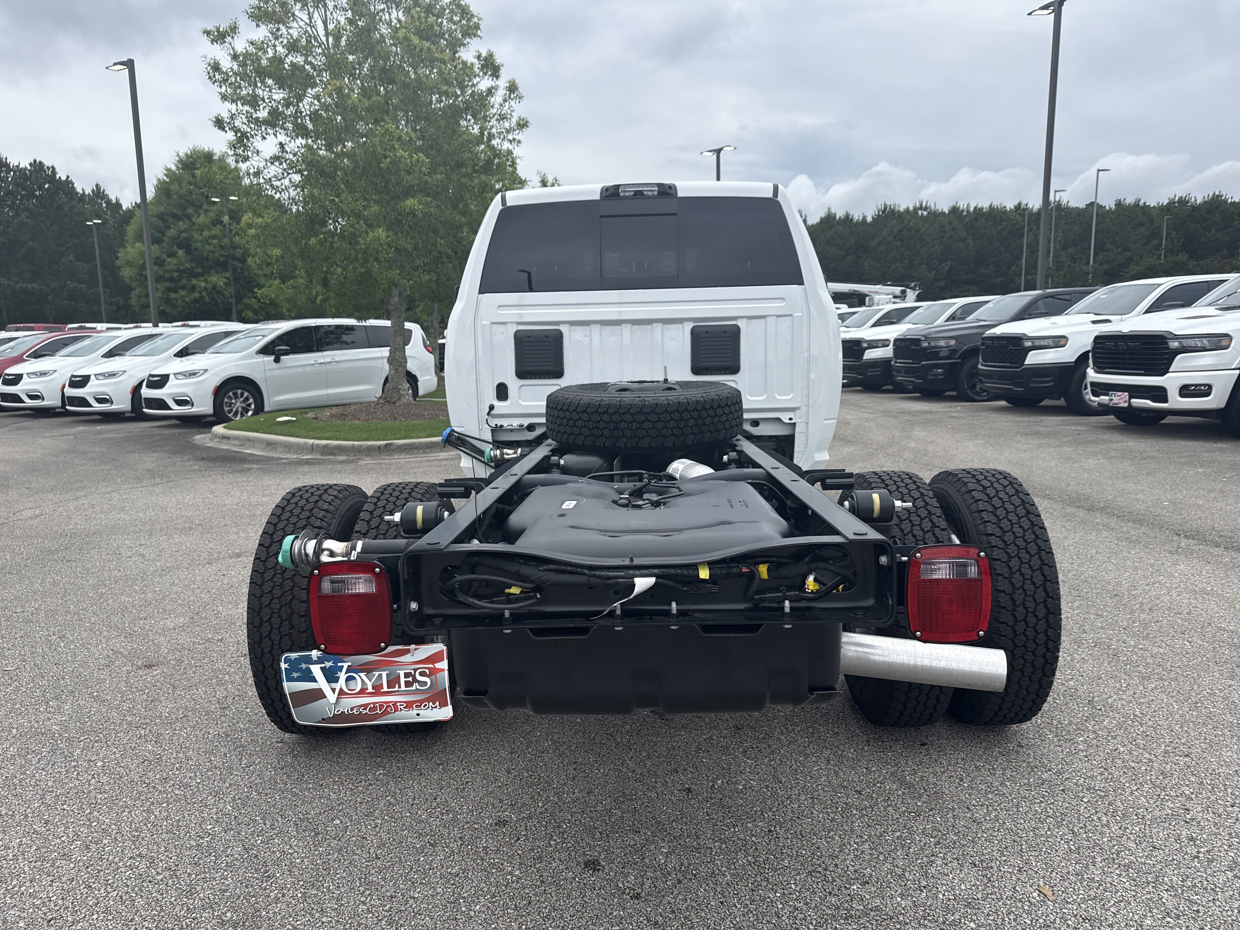New 2026 RAM 3500 Big Horn w/ Laramie Trim Package AWD/4WD image 6