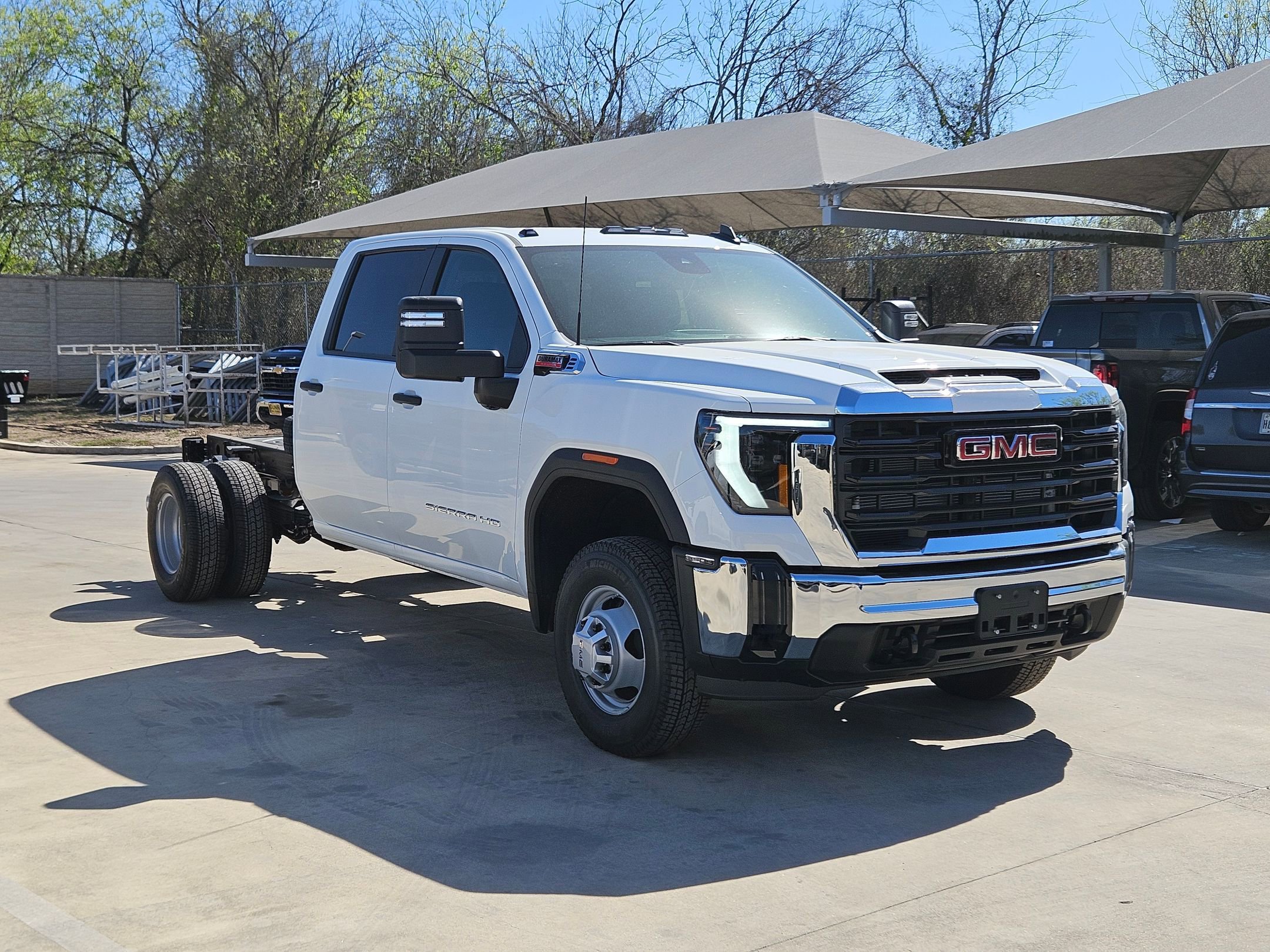 New 2026 GMC Sierra 3500 Pro w/ Convenience Package image 1