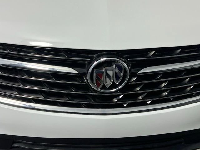 Used 2023 Buick Envision Essence image 13