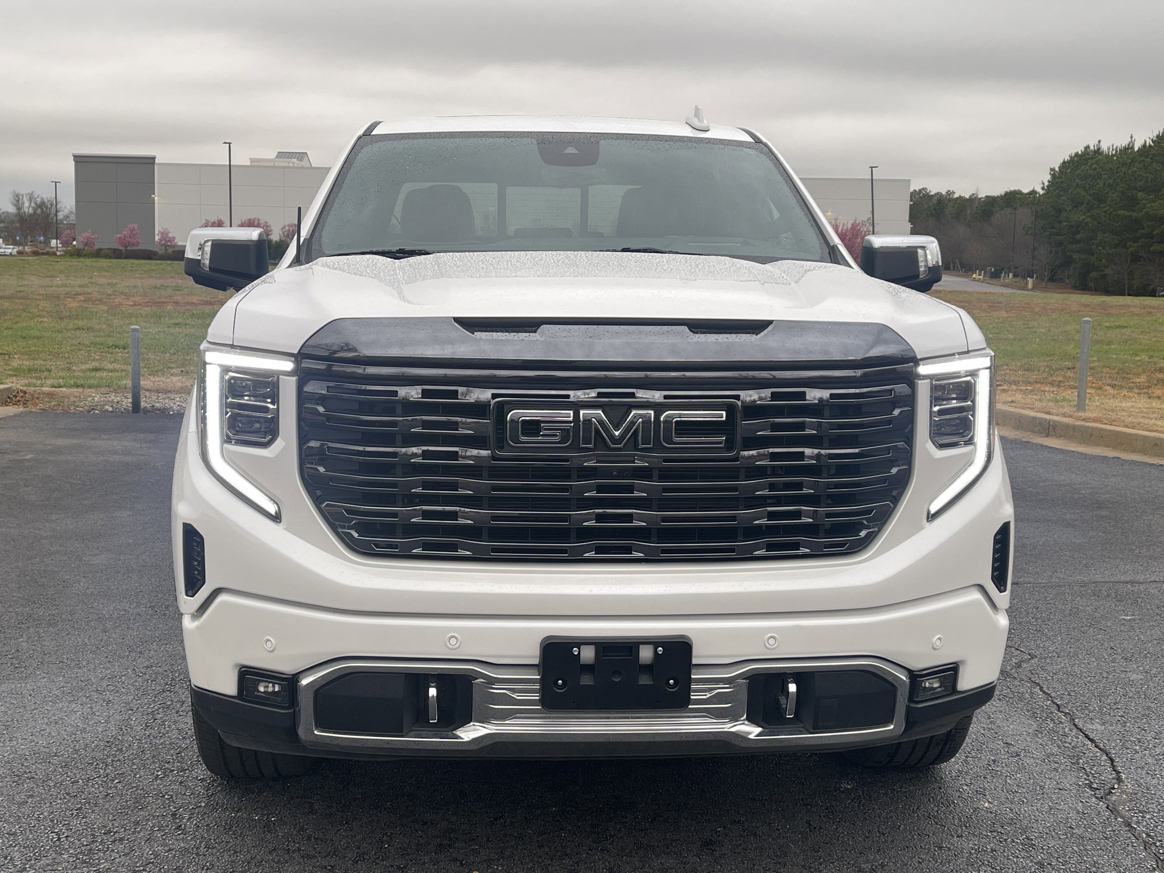 Used 2024 GMC Sierra 1500 Denali Ultimate image 3