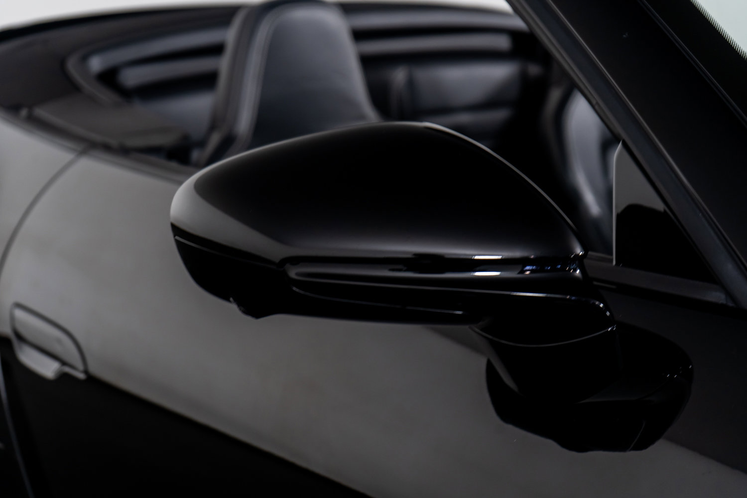 Used 2021 Porsche 911 Turbo S image 16