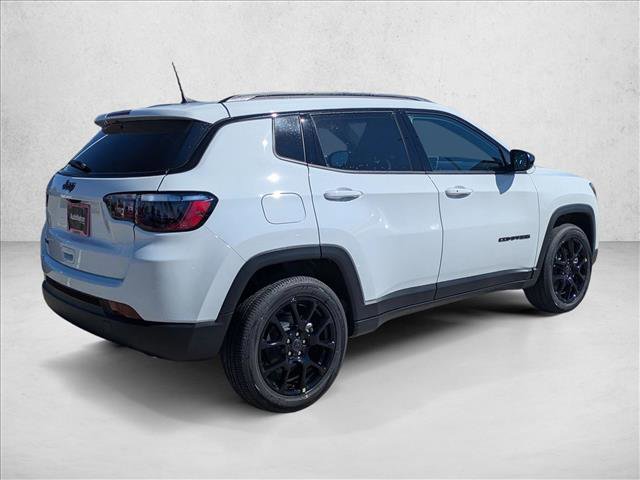 New 2026 Jeep Compass Latitude image 5