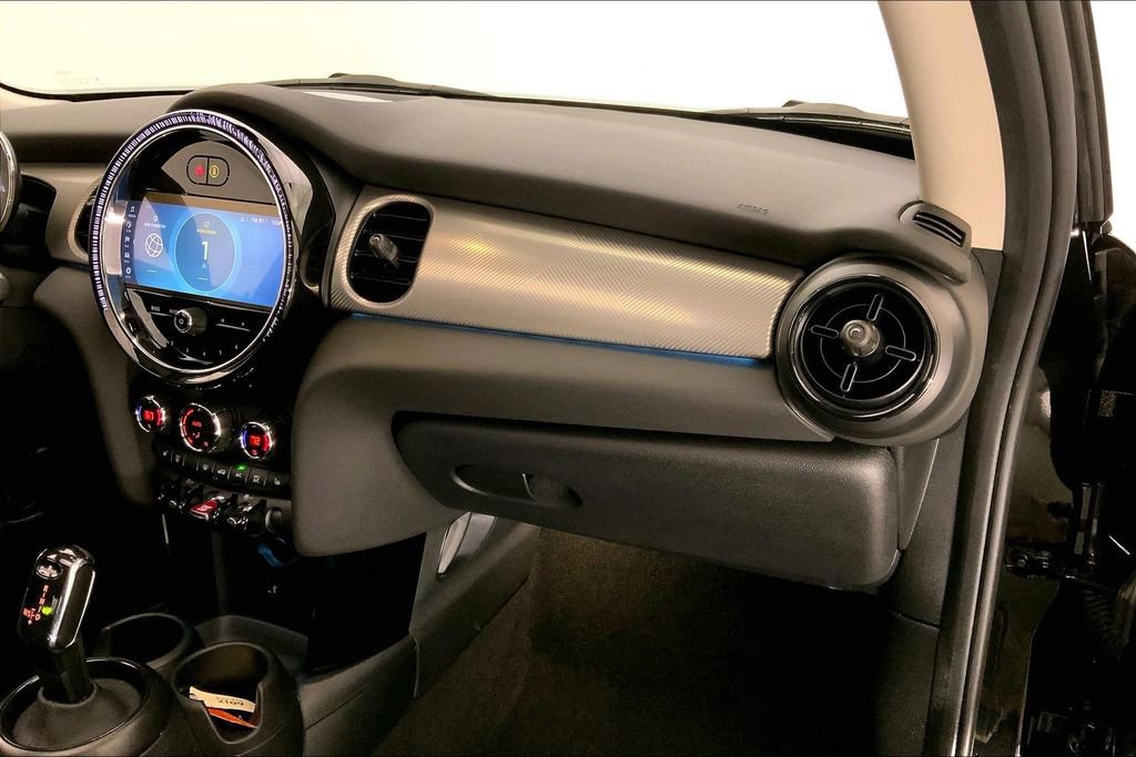 Certified 2024 MINI Cooper 2-Door Hardtop image 23