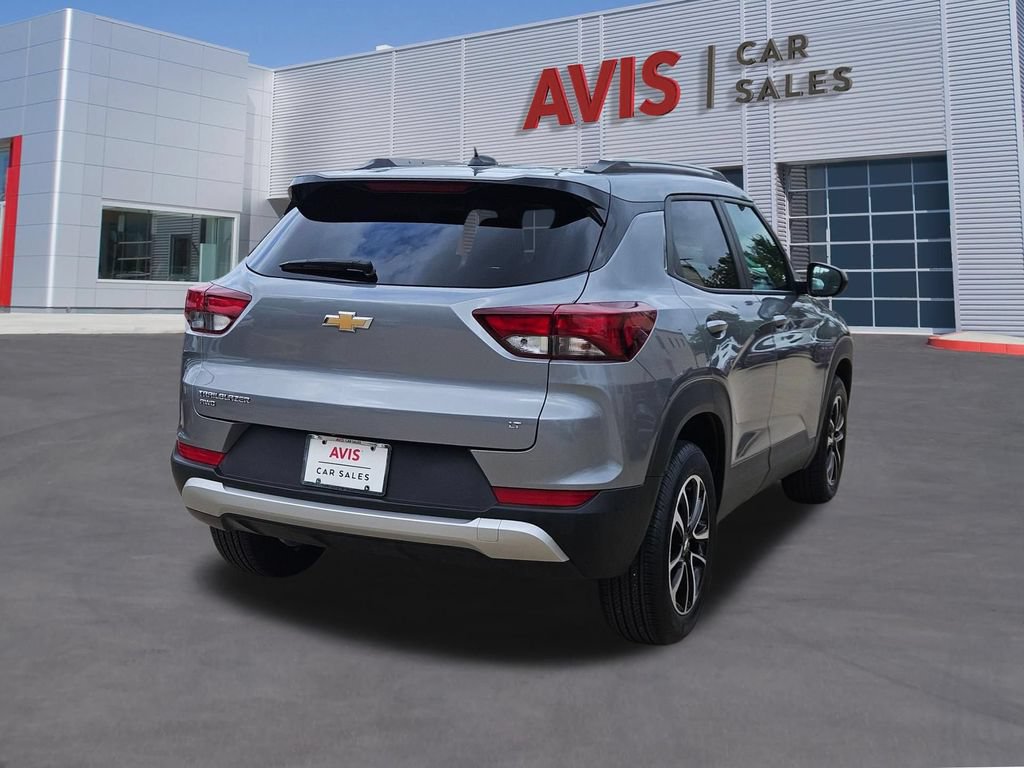 Used 2025 Chevrolet TrailBlazer LT AWD/4WD image 6