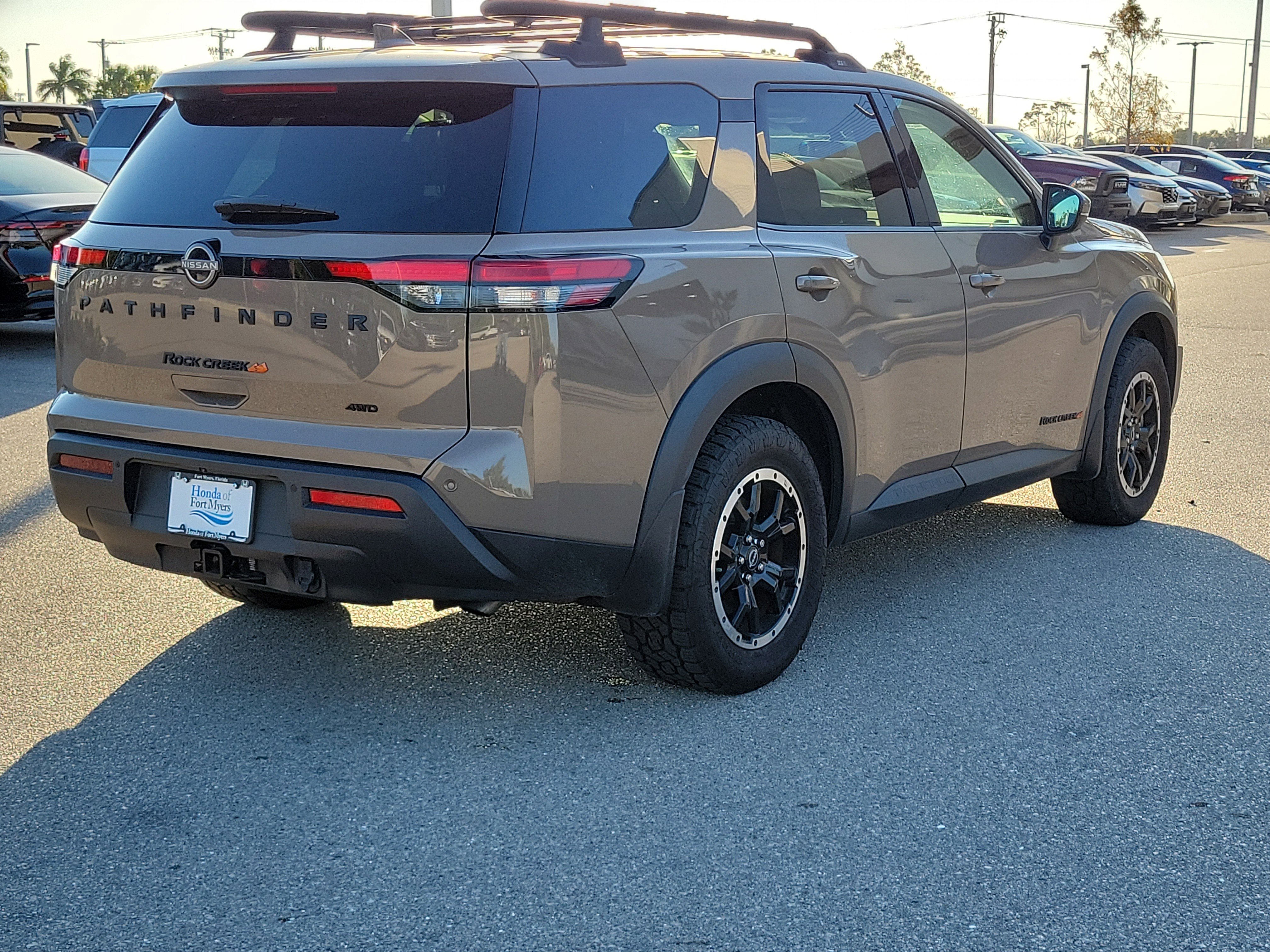 Used 2023 Nissan Pathfinder Rock Creek image 6