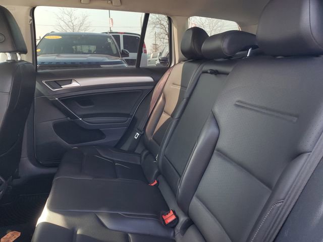 Used 2015 Volkswagen Golf TDI S FWD image 25