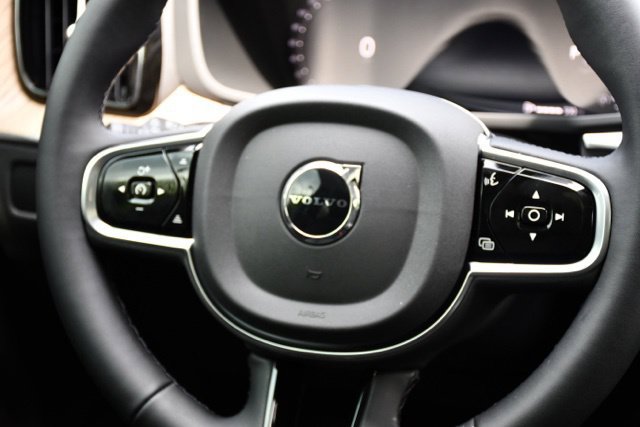 New 2026 Volvo XC60 B5 Plus w/ Climate Package AWD/4WD image 23