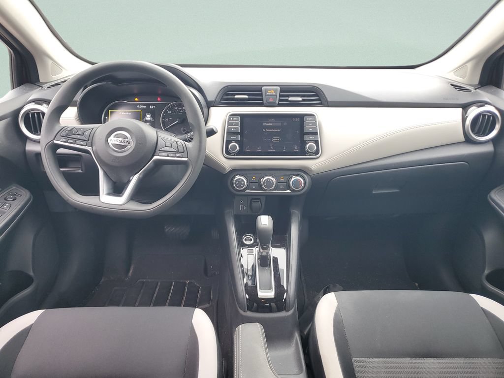 Used 2020 Nissan Versa SV FWD image 11