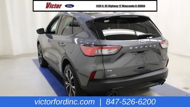 Used 2022 Ford Escape SE w/ SE Sport Appearance Package image 7