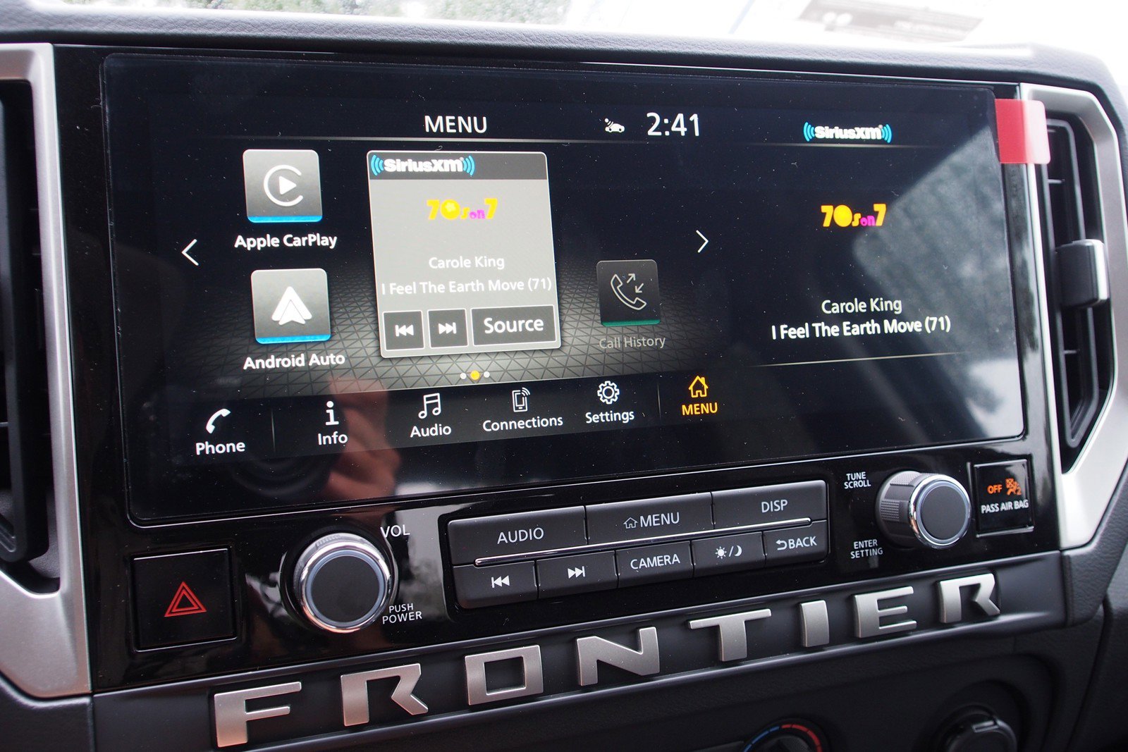 Used 2026 Nissan Frontier SV RWD image 25