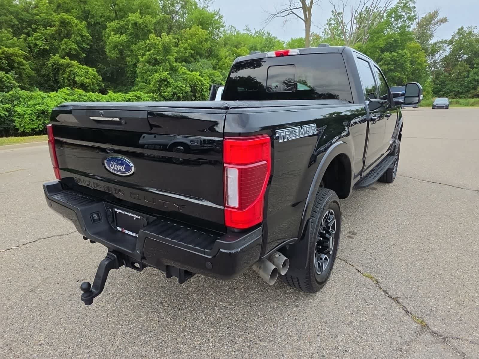 Used 2020 Ford F350 Lariat w/ Tremor Off-Road Package AWD/4WD image 10