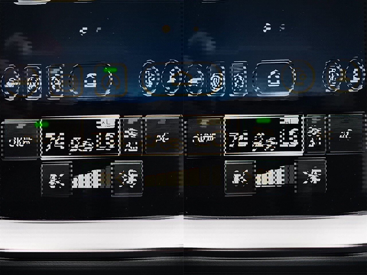 Used 2025 Subaru Crosstrek 2.0i Premium image 21