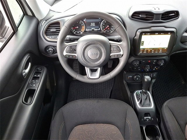 Used 2023 Jeep Renegade Latitude image 11