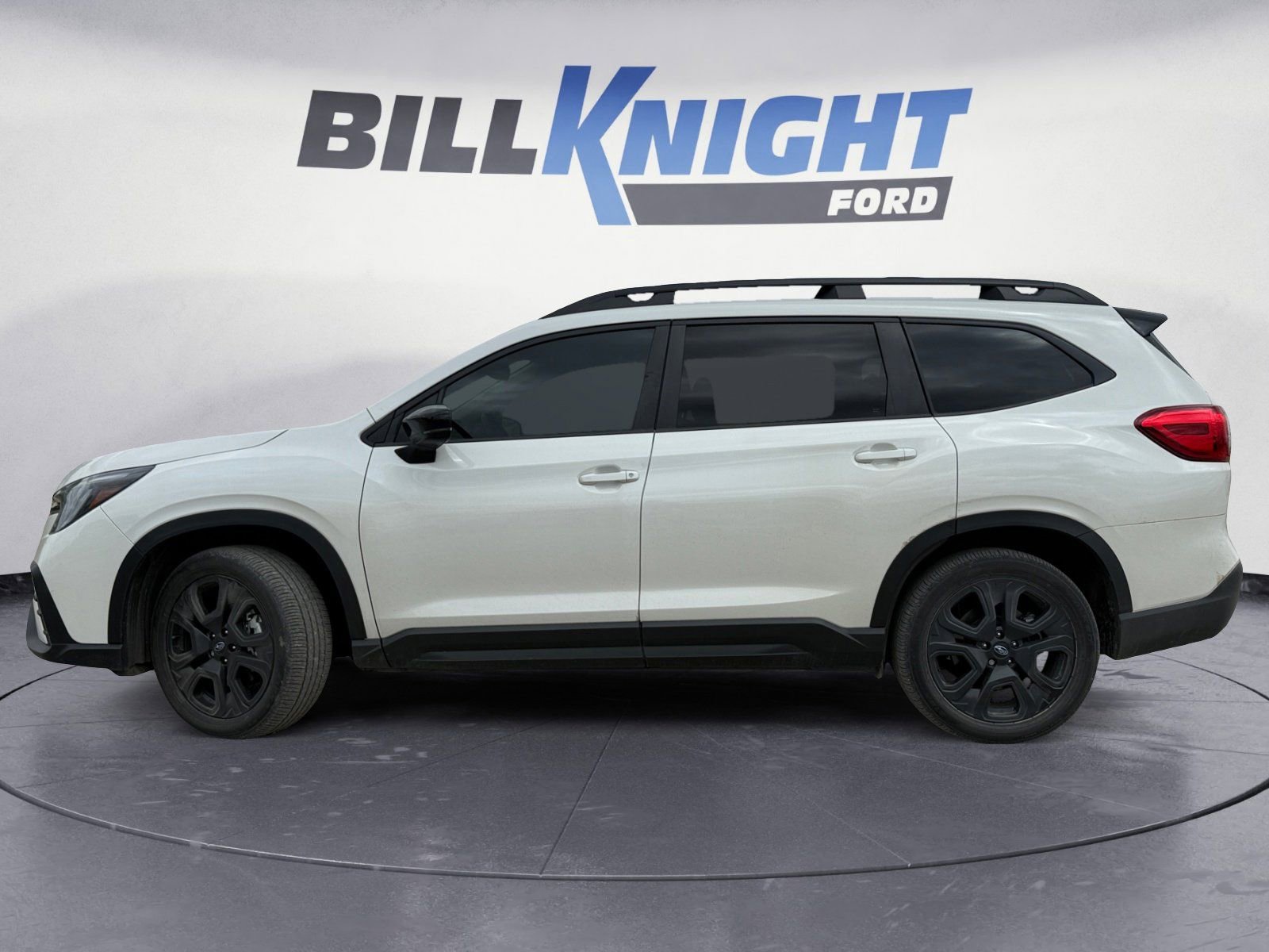 Used 2024 Subaru Ascent Onyx Edition AWD/4WD image 2