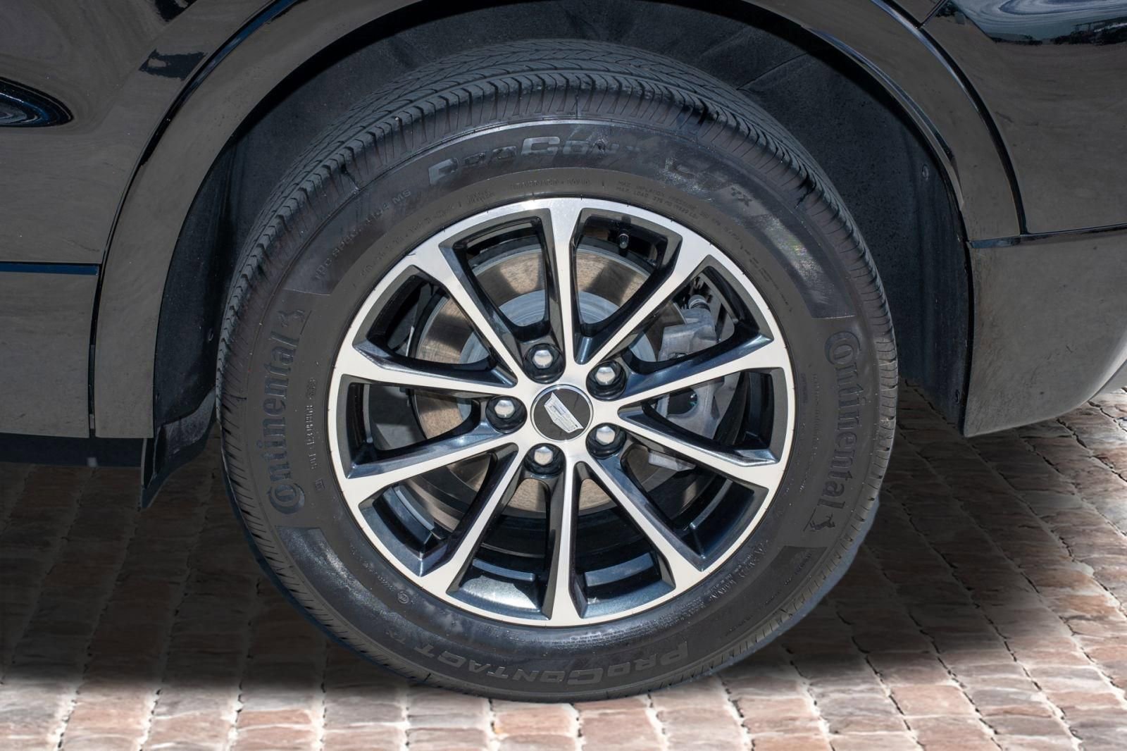 Used 2024 Cadillac XT4 Sport image 40