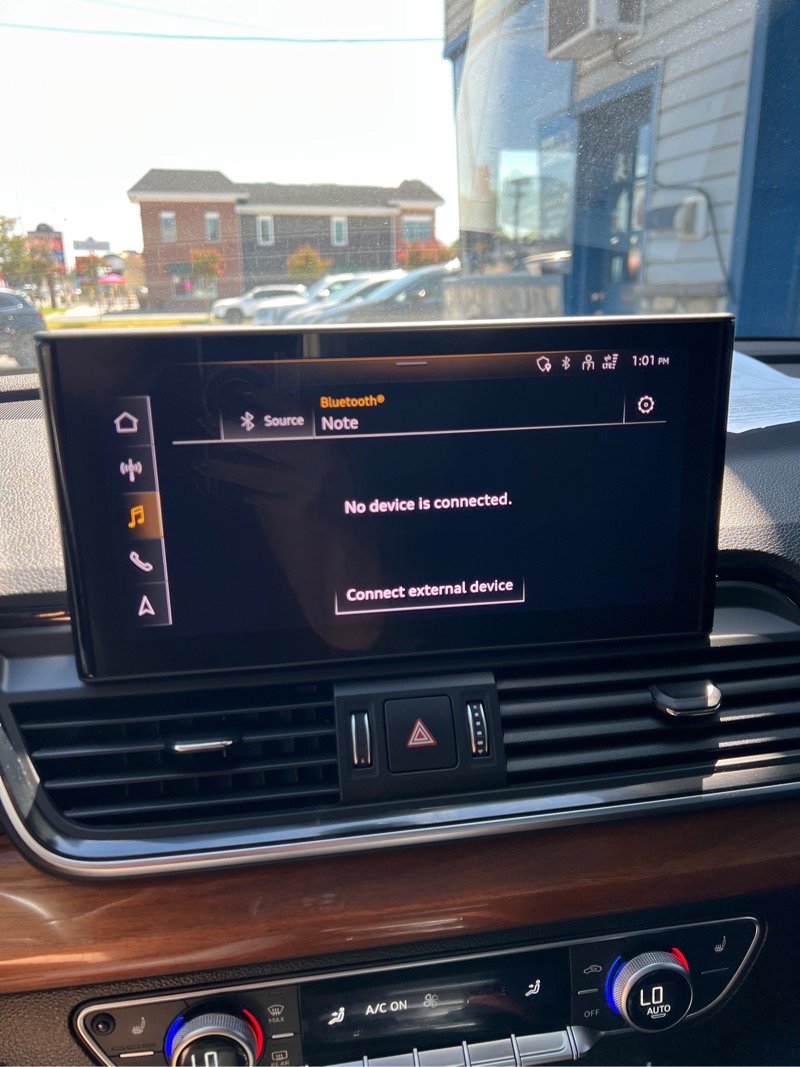 Used 2022 Audi Q5 2.0T Premium w/ Convenience Package image 28