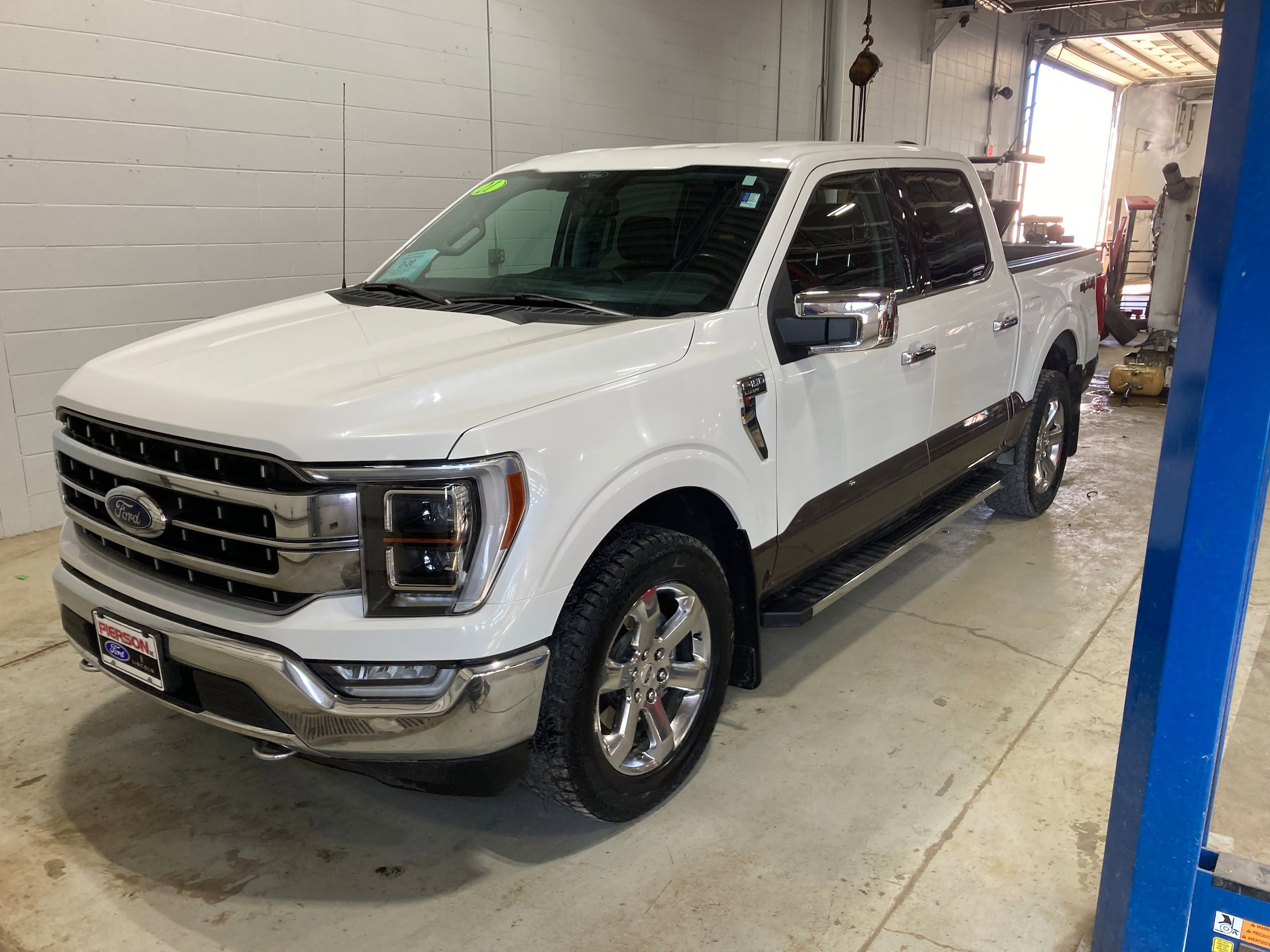 Used 2021 Ford F150 Lariat w/ Equipment Group 502A High AWD/4WD image 1