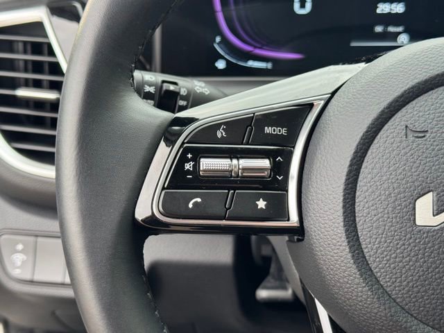 Certified 2025 Kia Seltos S FWD image 28