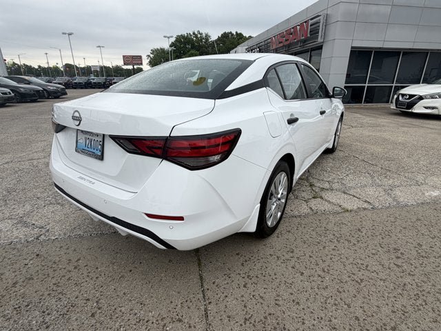 Used 2025 Nissan Sentra S FWD image 9