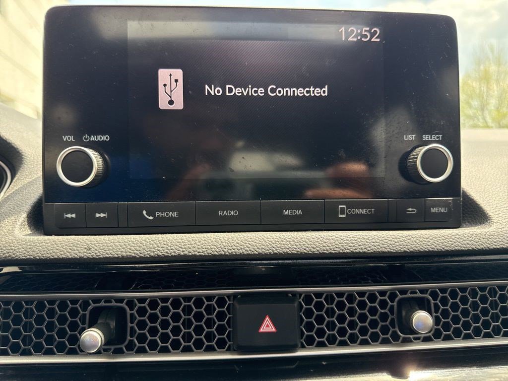 Used 2023 Honda Civic EX-L image 18