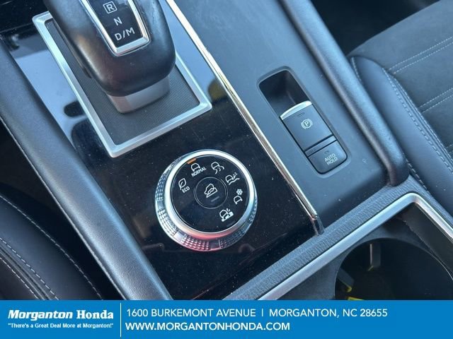 Used 2024 Mitsubishi Outlander SE Black Edition AWD/4WD image 23