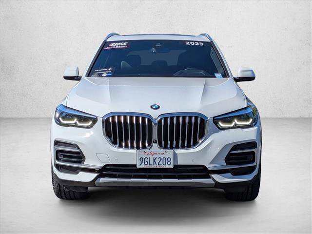 Certified 2023 BMW X5 xDrive40i w/ Parking Assistance Package AWD/4WD image 2