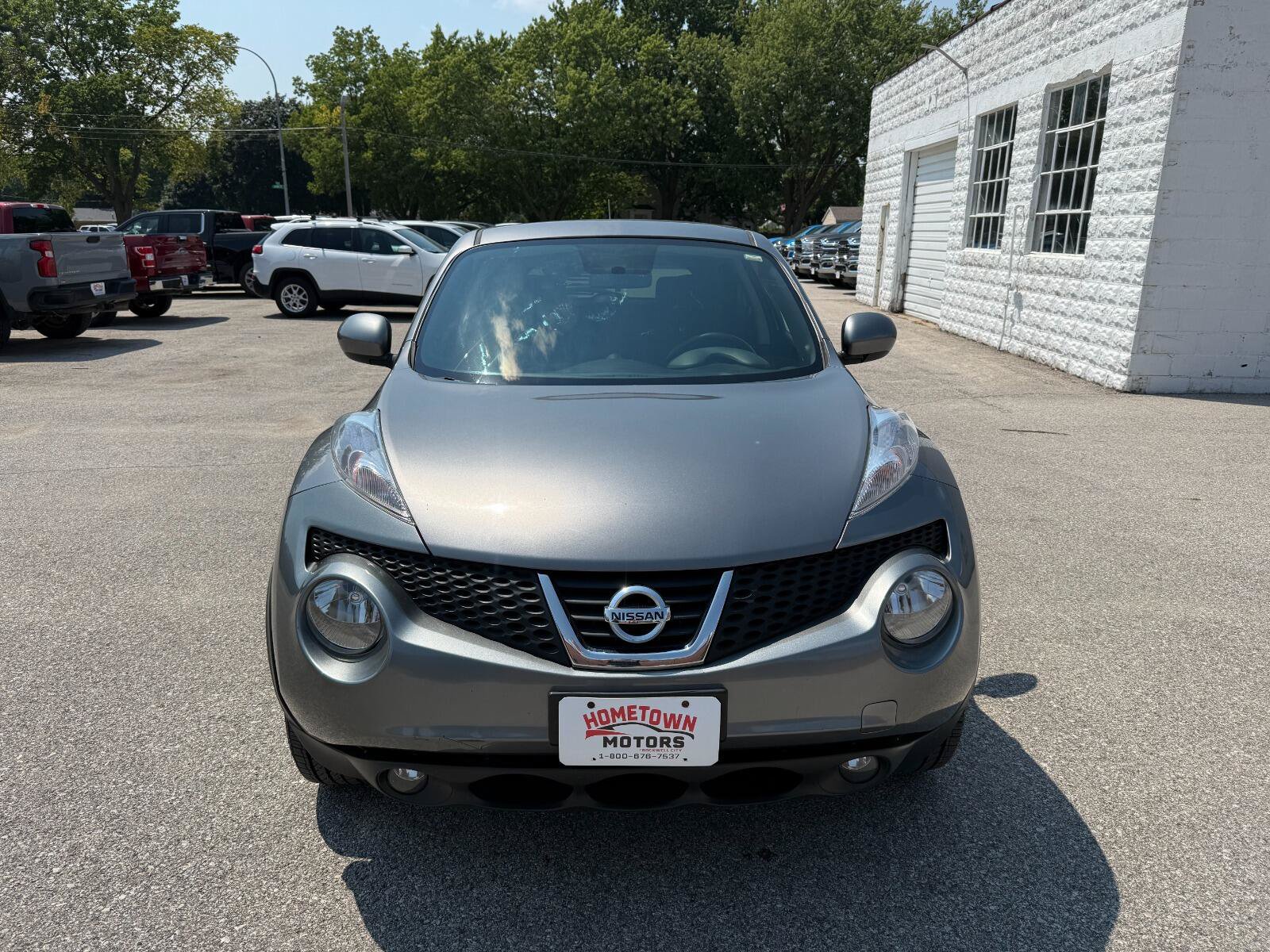 Used 2014 Nissan Juke SV w/ Navigation Package AWD/4WD image 2