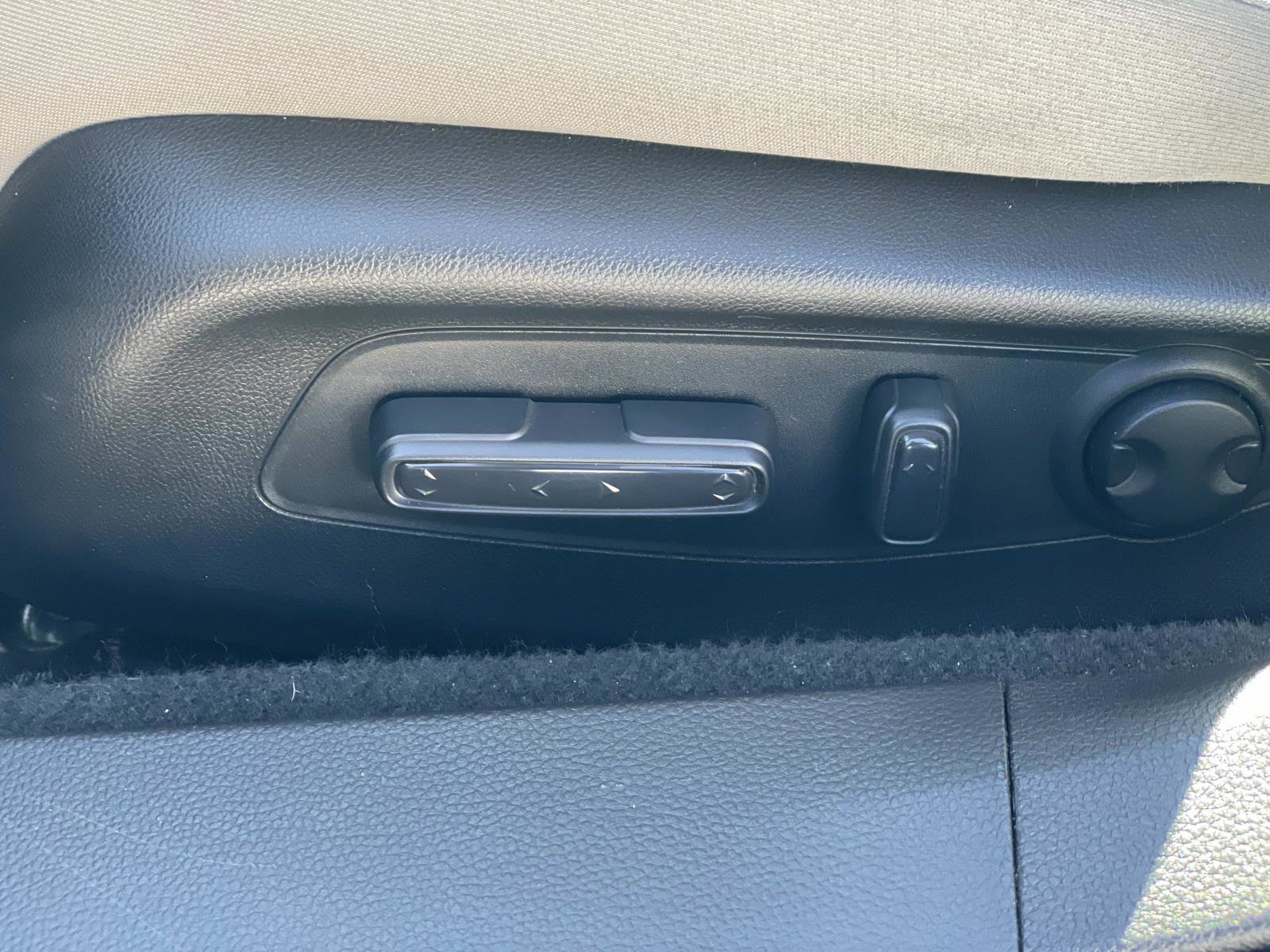 Certified 2023 Honda Accord EX image 14