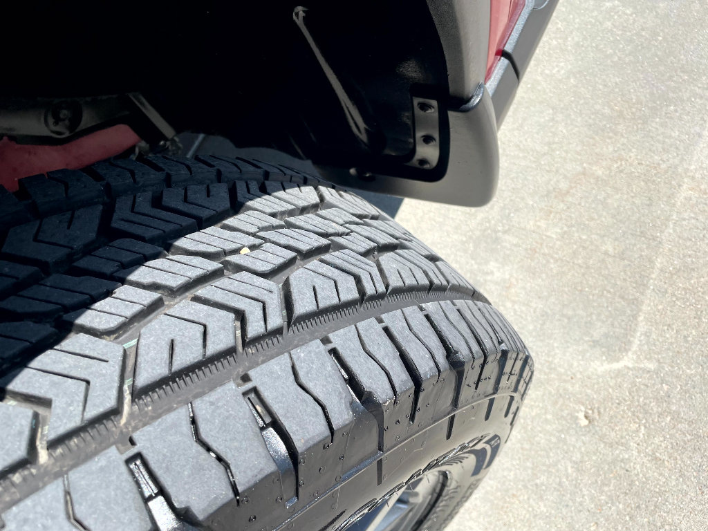 Used 2025 Honda Pilot TrailSport image 7