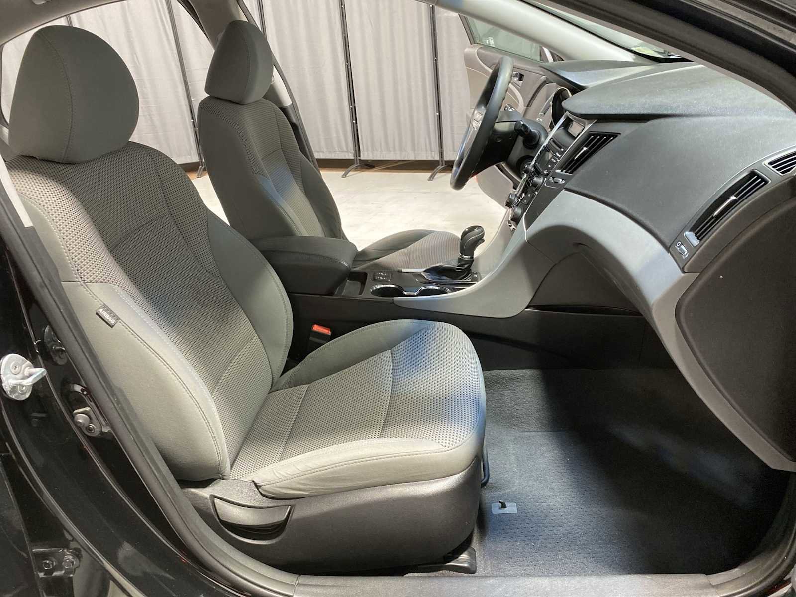 Used 2013 Hyundai Sonata GLS w/ Popular Equipment Pkg image 14