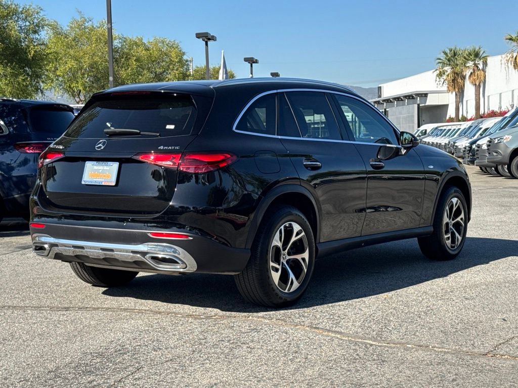 Used 2025 Mercedes-Benz GLC 350e 4MATIC image 8