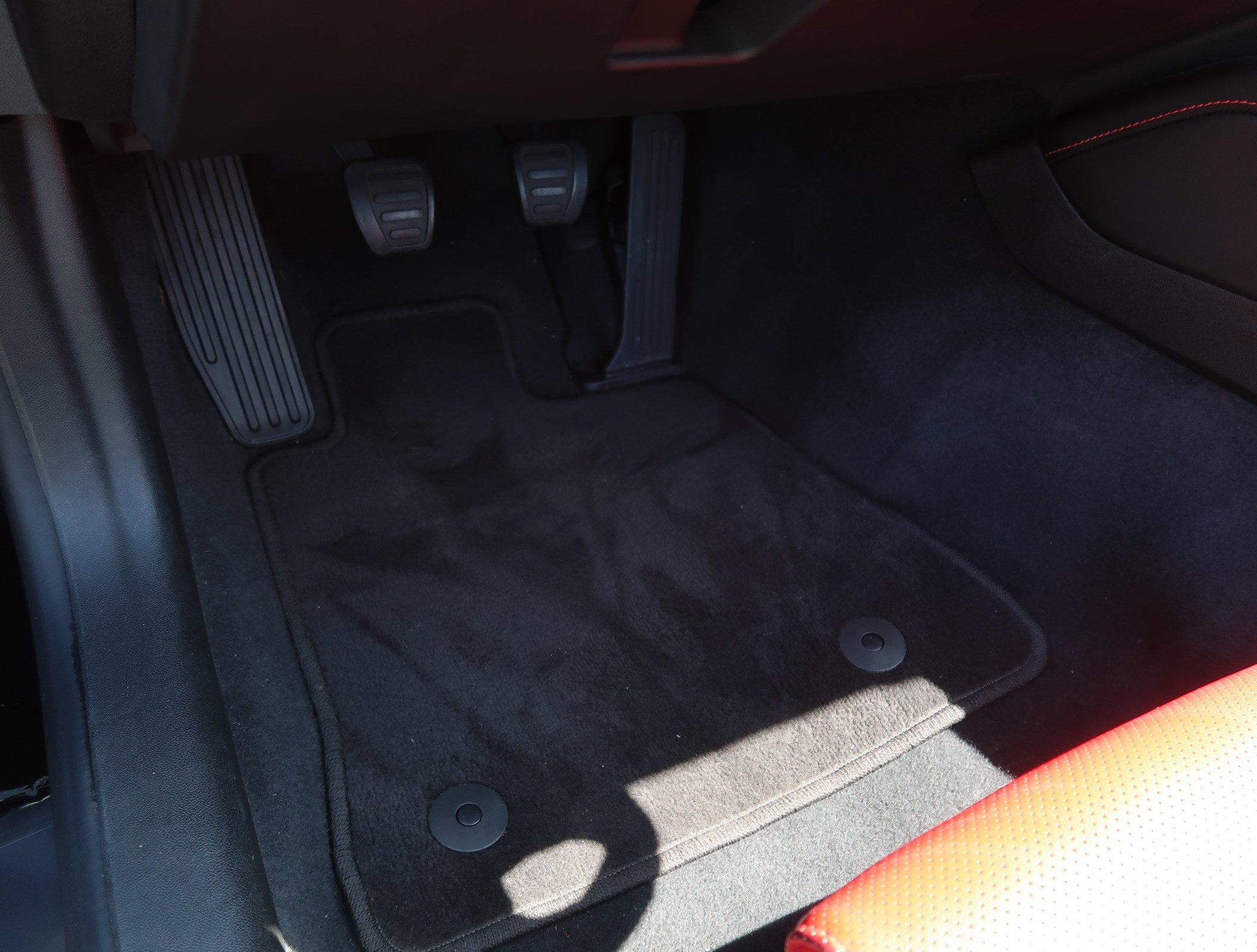 Used 2017 Chevrolet Camaro SS RWD image 18