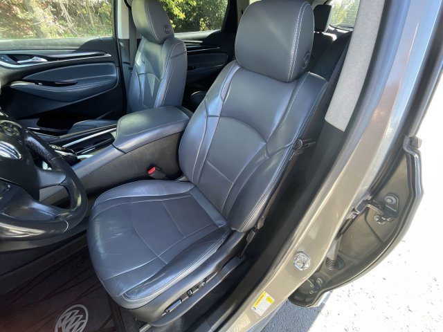 Used 2019 Buick Enclave Essence AWD/4WD image 20