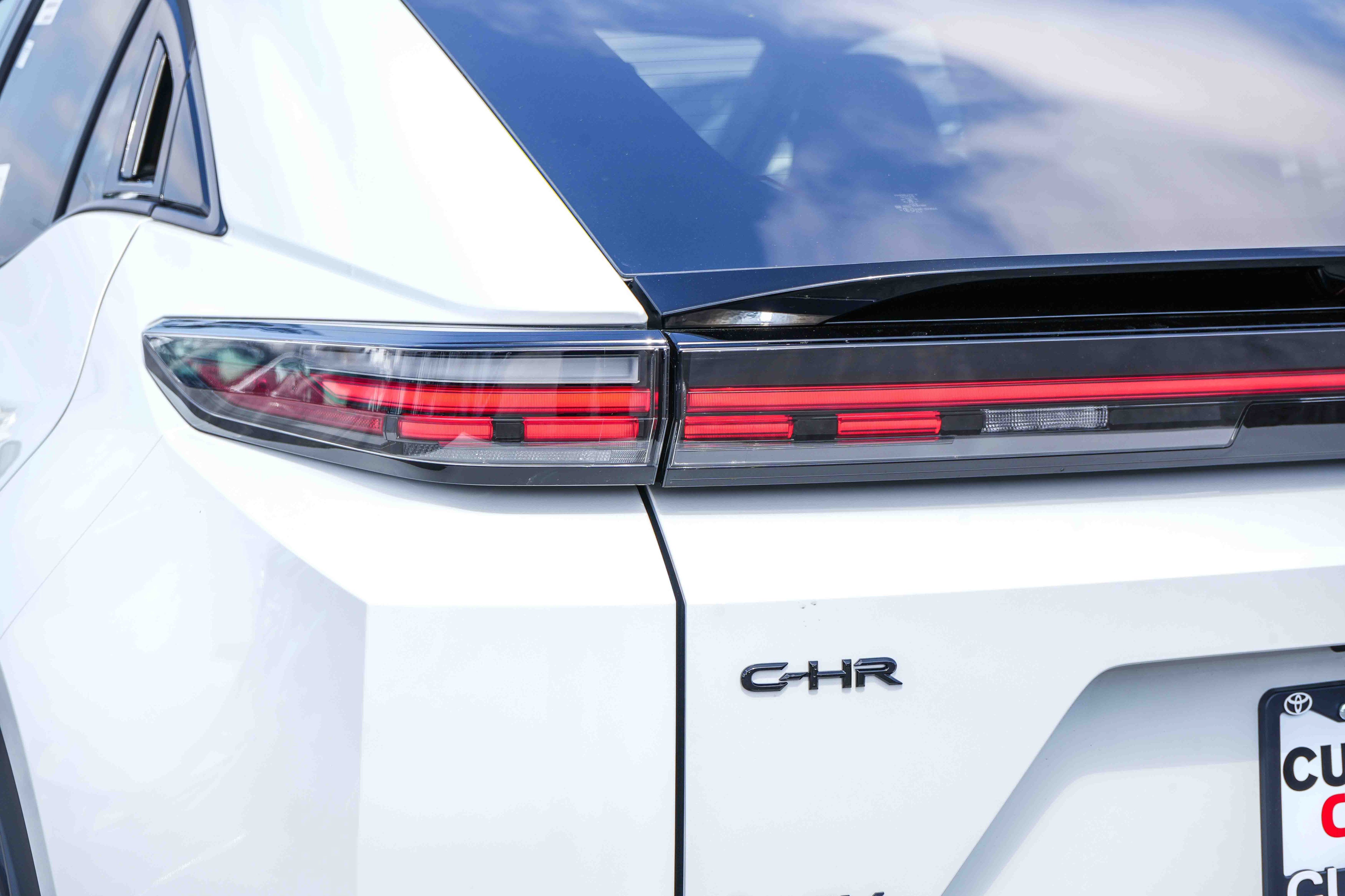 New 2026 Toyota C-HR AWD/4WD image 10