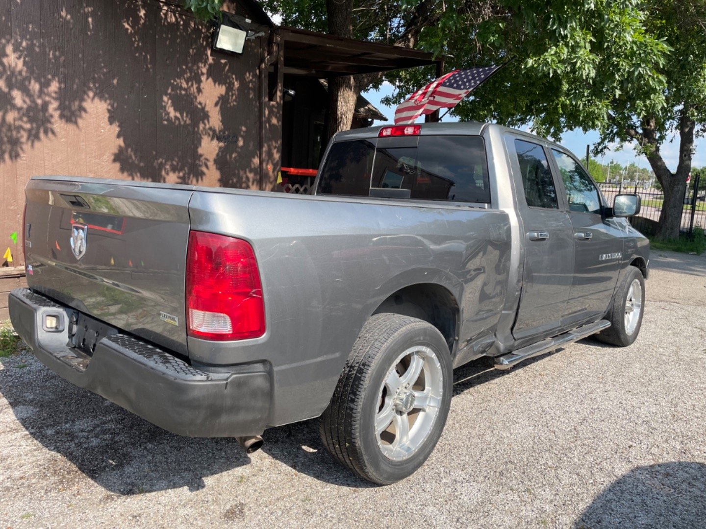Used 2011 RAM 1500 Classic SLT image 7