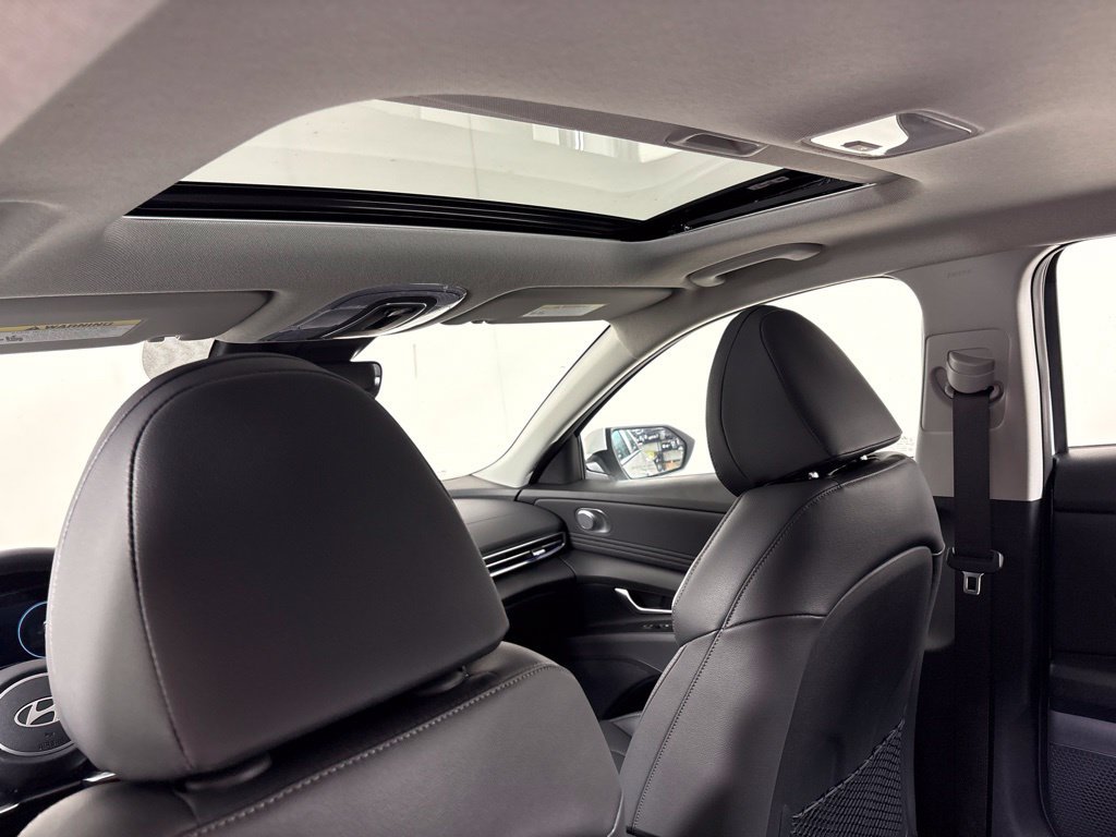 New 2026 Hyundai Elantra Limited FWD image 20