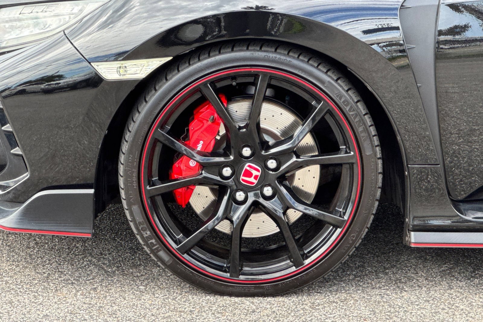 Certified 2018 Honda Civic Type R image 27