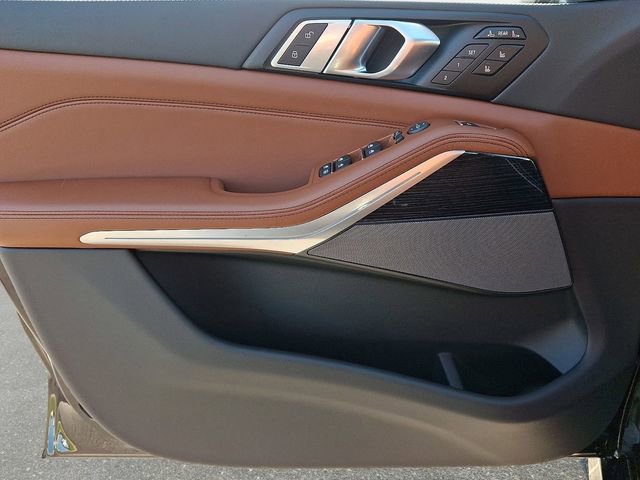 New 2026 BMW X7 M60i image 11