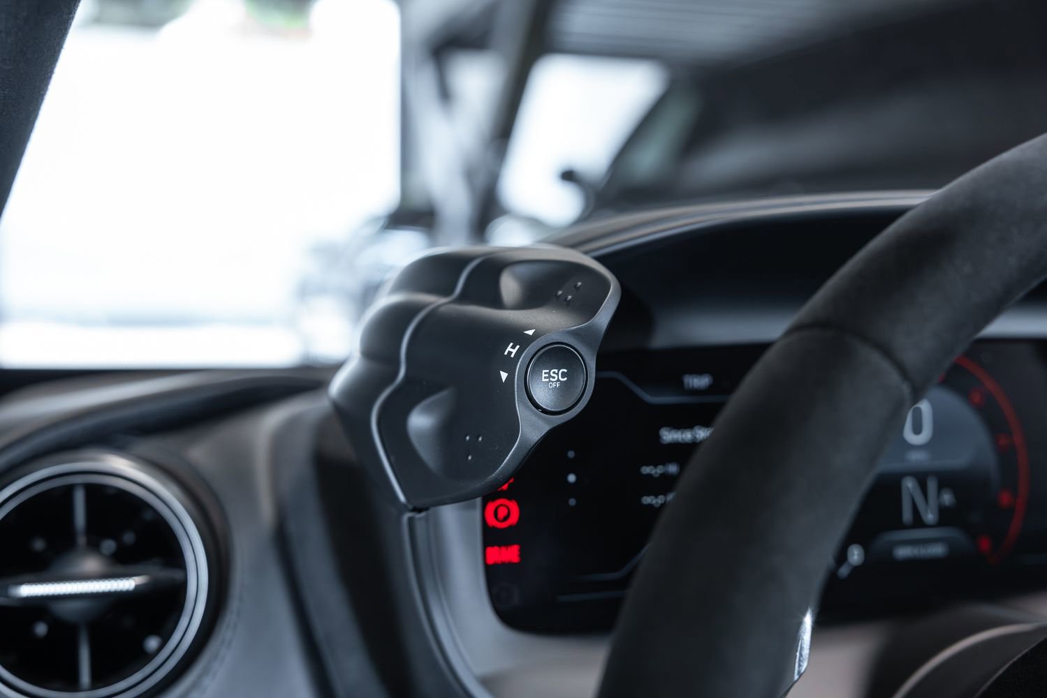 Used 2024 McLaren 750S image 41