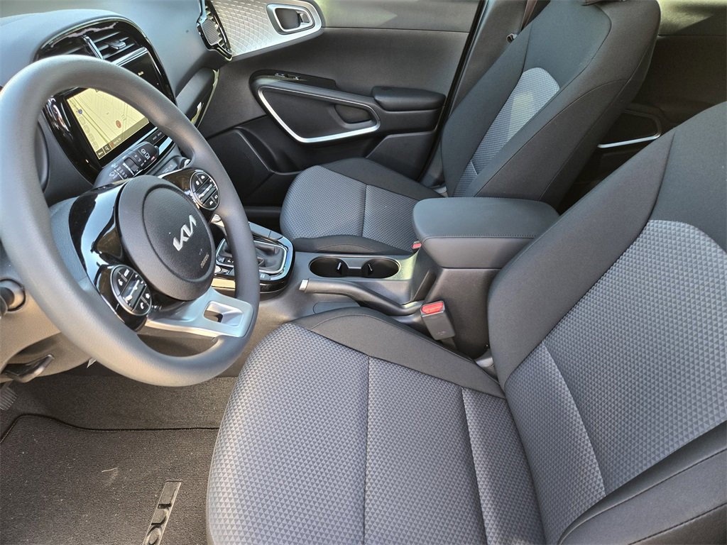 New 2025 Kia Soul S image 9