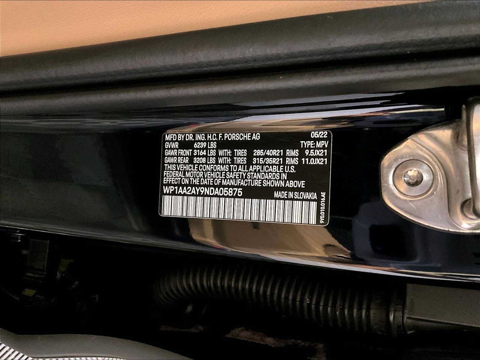 Certified 2022 Porsche Cayenne Platinum Edition AWD/4WD image 36