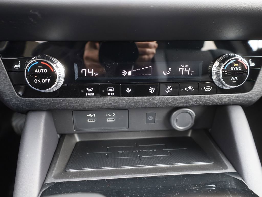 New 2025 Mitsubishi Outlander SE image 44