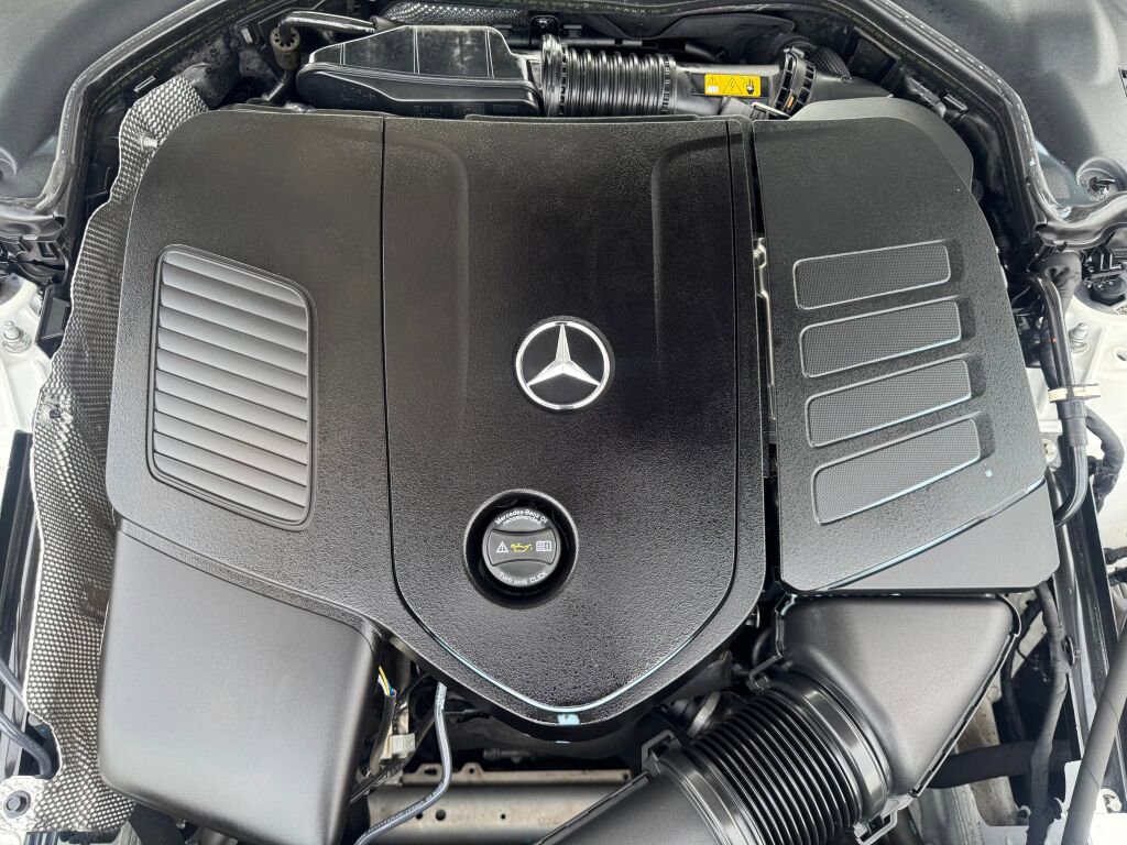 Certified 2024 Mercedes-Benz C 300 4MATIC Sedan image 23