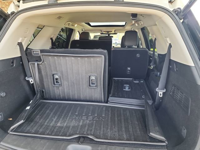 Used 2023 Nissan Pathfinder Platinum w/ Cargo Package AWD/4WD image 24