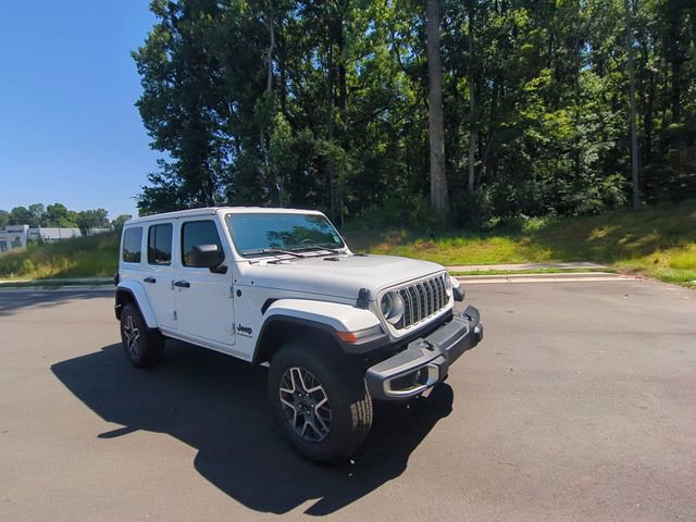New 2025 Jeep Wrangler Unlimited Sahara AWD/4WD image 15