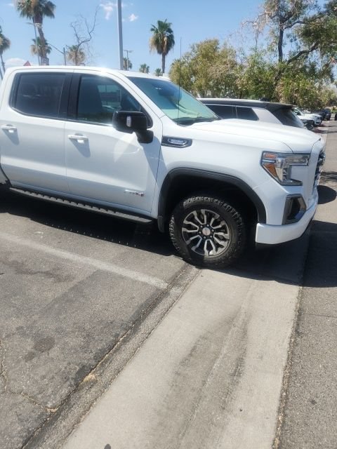 Used 2021 GMC Sierra 1500 AT4 w/ AT4 Preferred Package AWD/4WD image 3