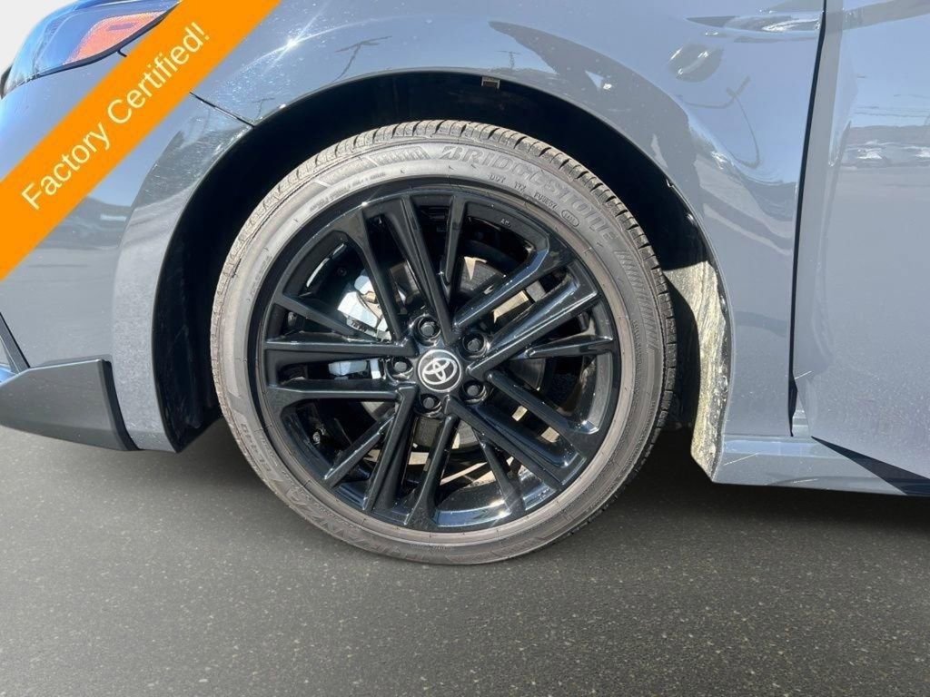 Used 2025 Toyota Camry SE image 25