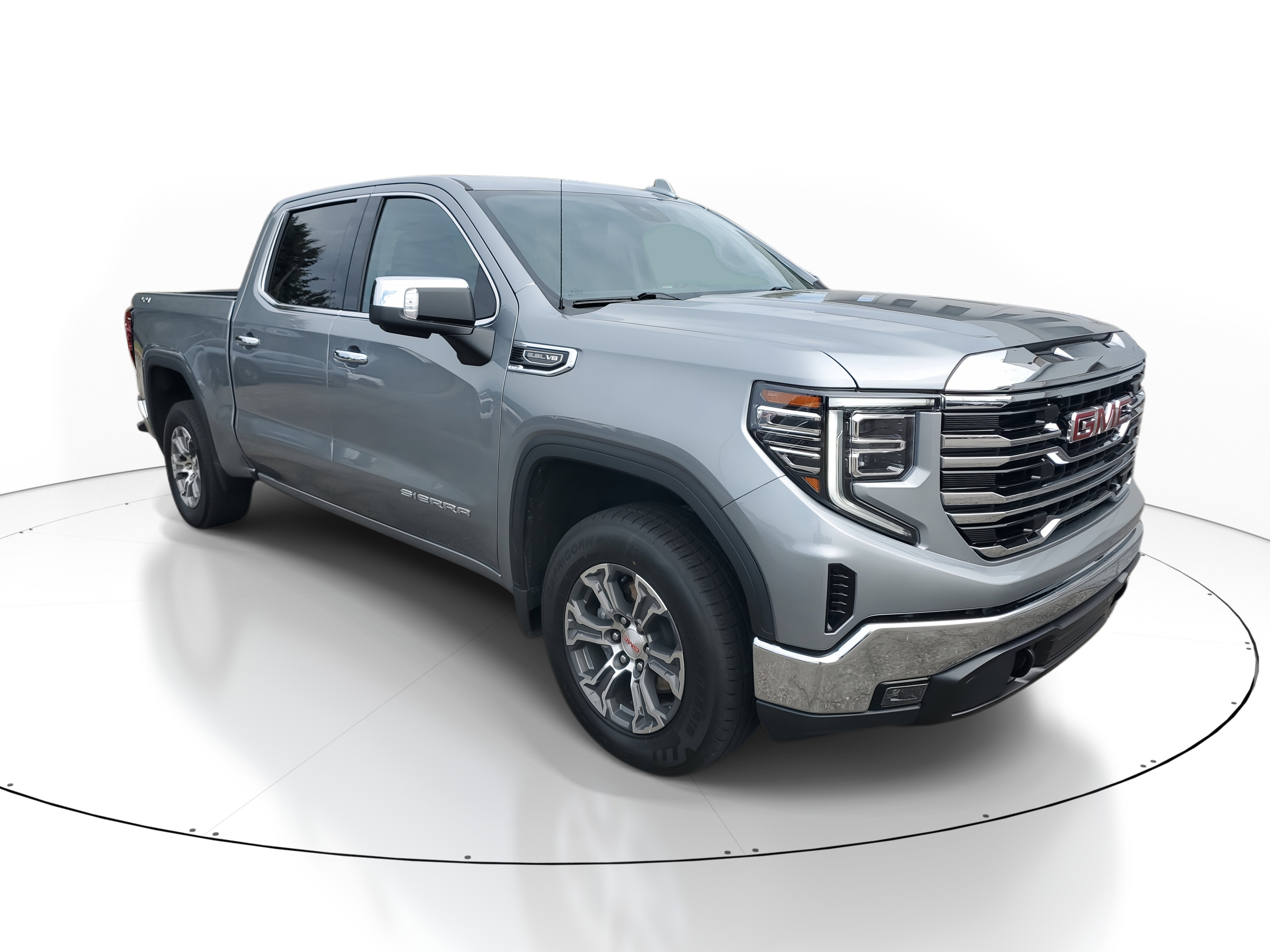 Used 2024 GMC Sierra 1500 SLT image 2