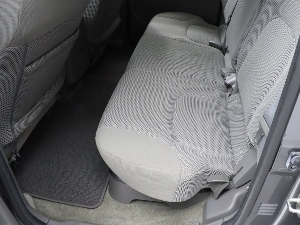 Used 2017 Nissan Frontier SV w/ SV Value Truck Package RWD image 25