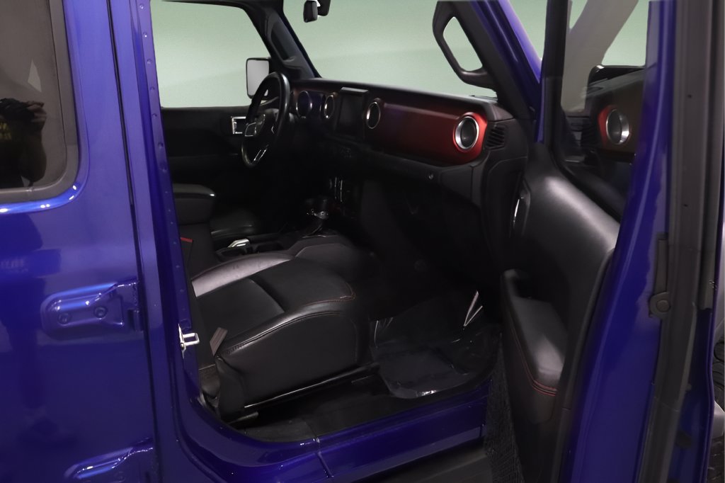Certified 2018 Jeep Wrangler Unlimited Rubicon AWD/4WD image 16
